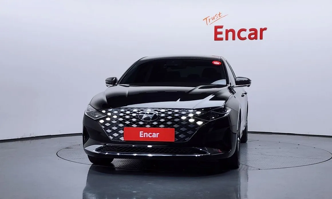 Hyundai Grandeur 2022 из KR, фото 2