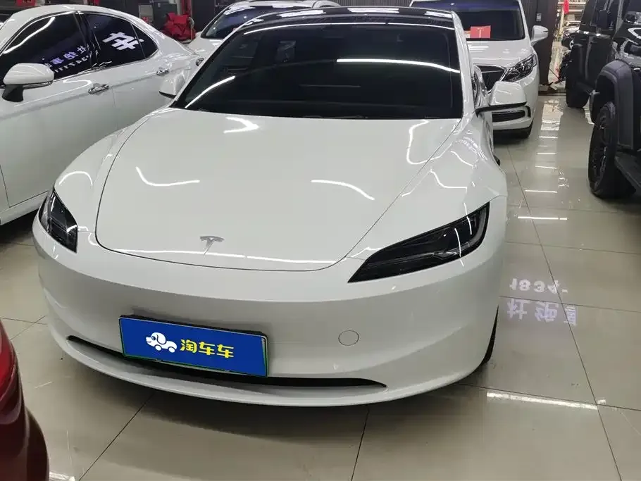 Tesla Model 3 — фото 9