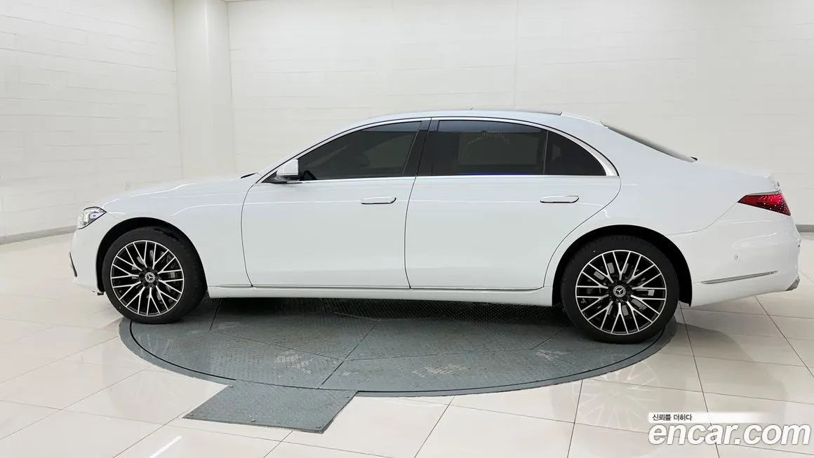 Mercedes-Benz S-Class 2025 из KR, фото 3