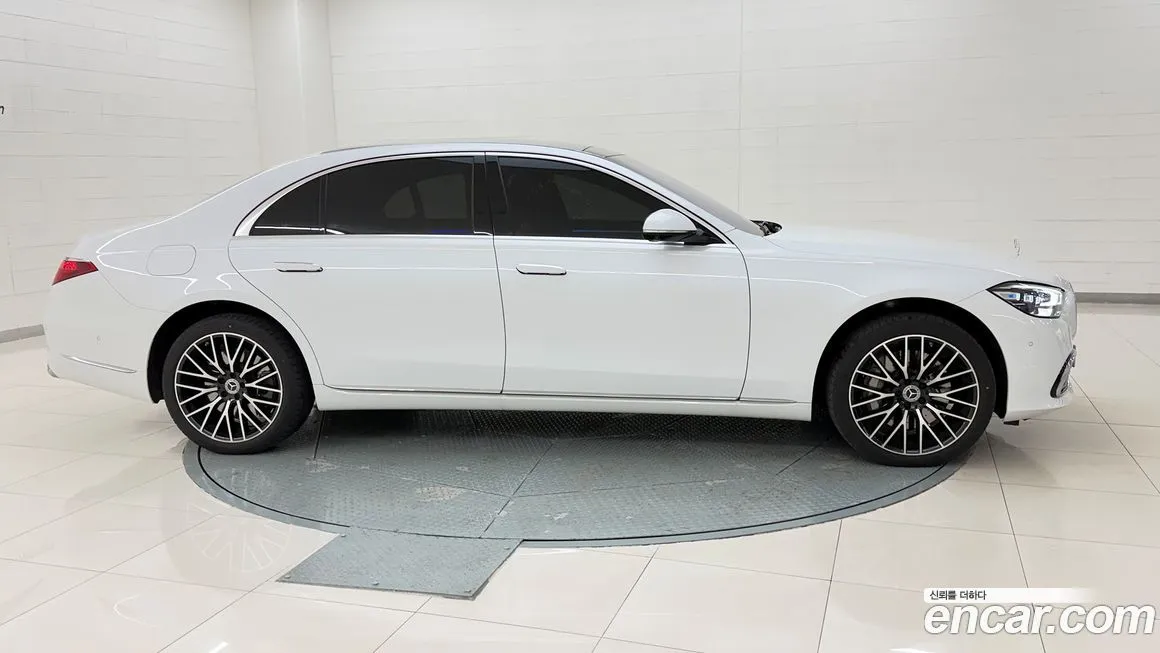 Mercedes-Benz S-Class 2025 из KR, фото 9