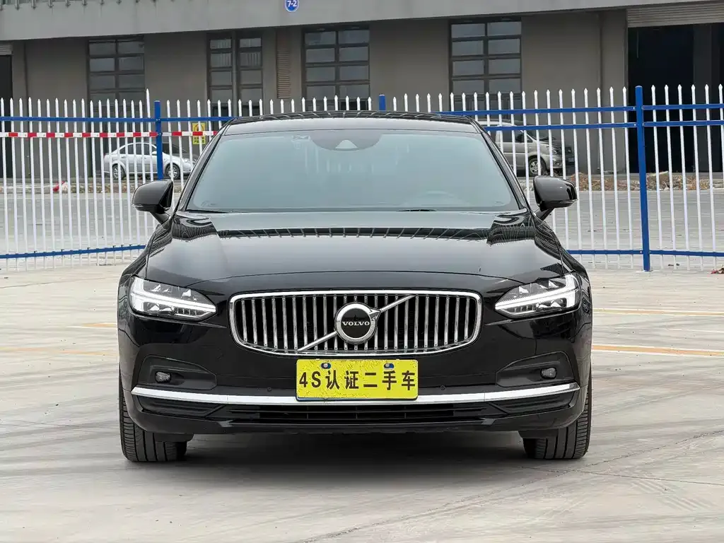 Volvo S90 — фото 4