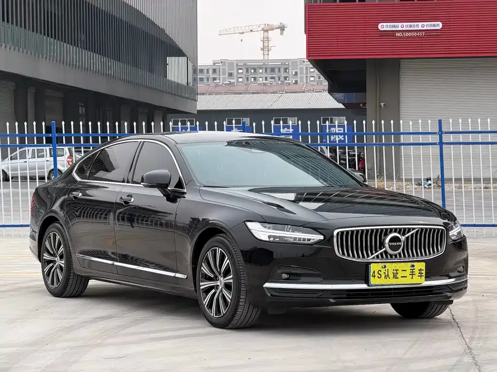 Volvo S90 — фото 6