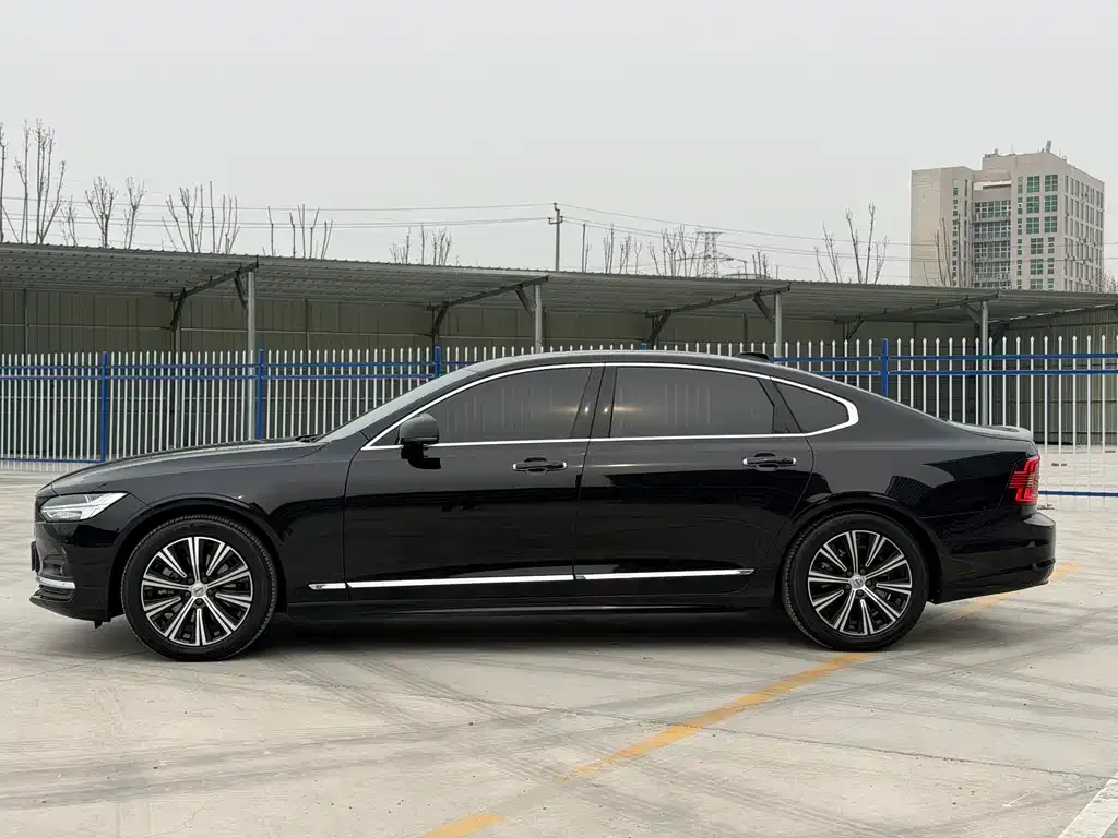 Volvo S90 — фото 2