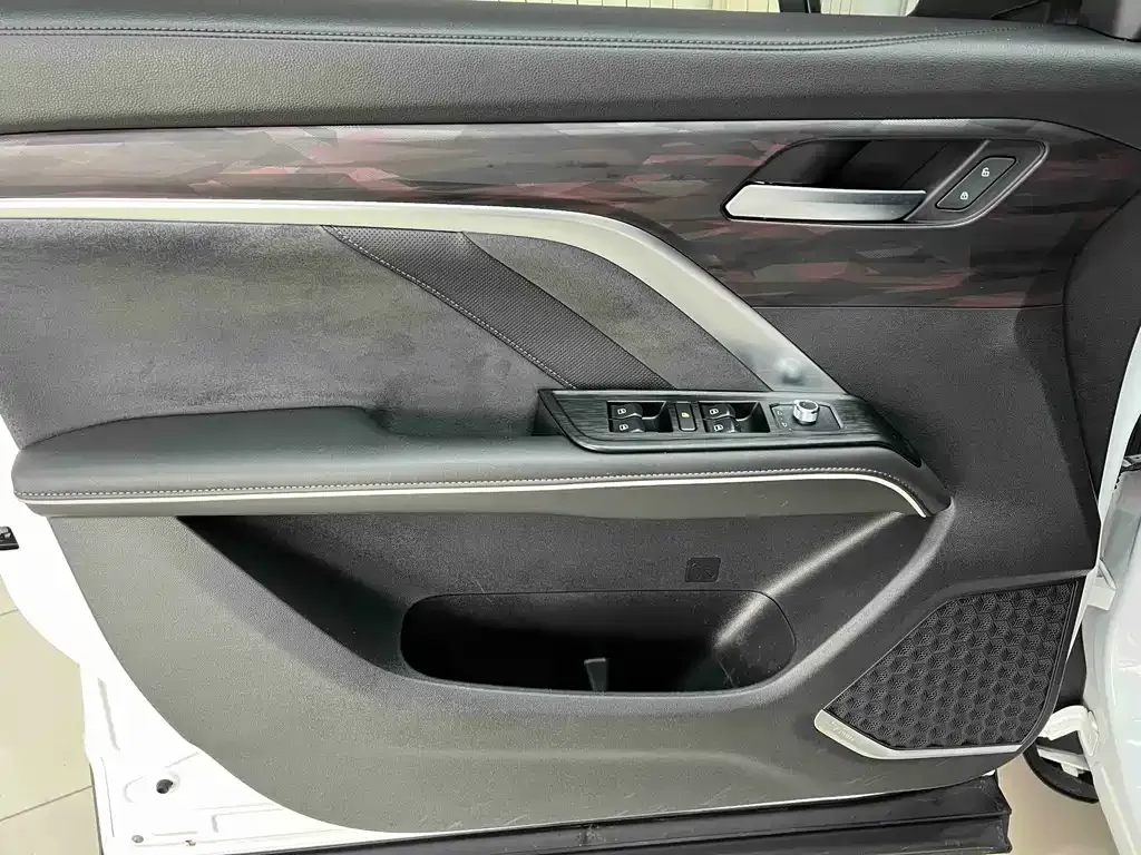 Haval H6 — фото 10