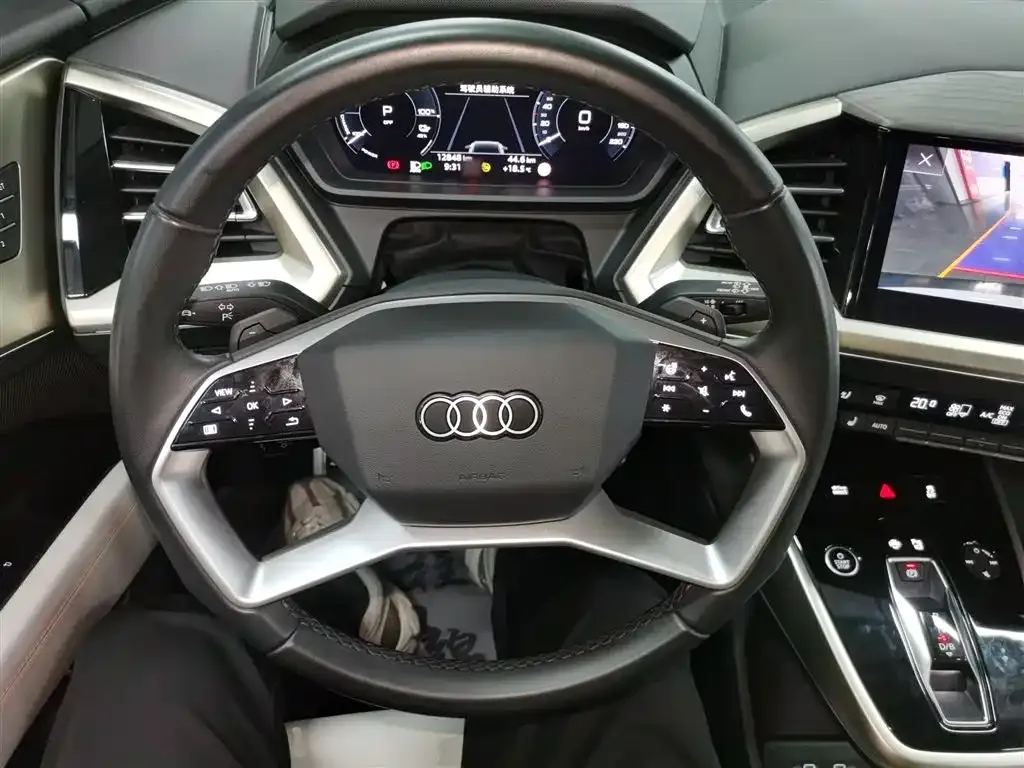 Audi Q5 e-tron 2024 из CN, фото 10