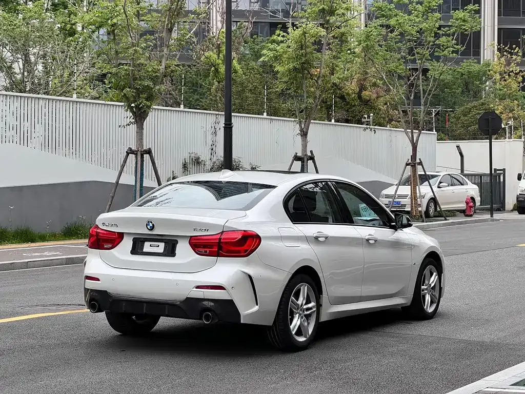 BMW 1 Series — фото 10
