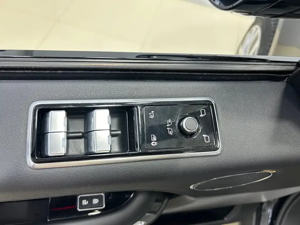Land Rover Range Rover — фото 10