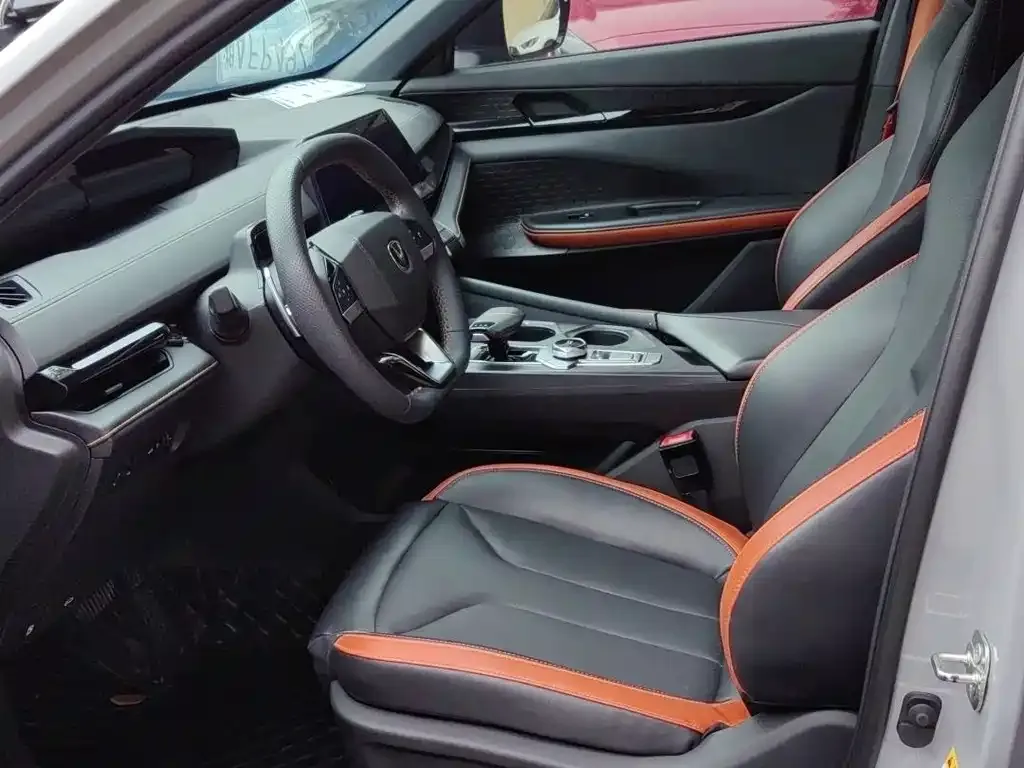 Changan UNI-V 2023 из CN, фото 7