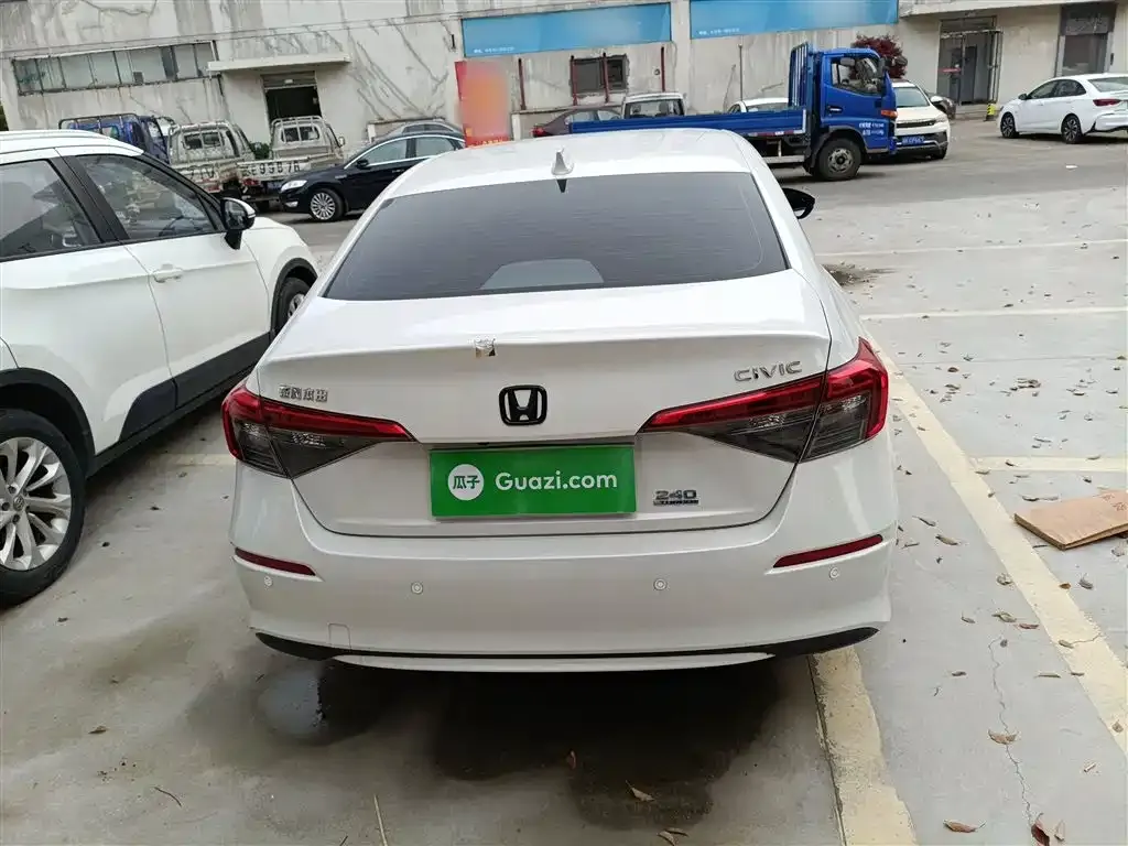 Honda Civic — фото 7
