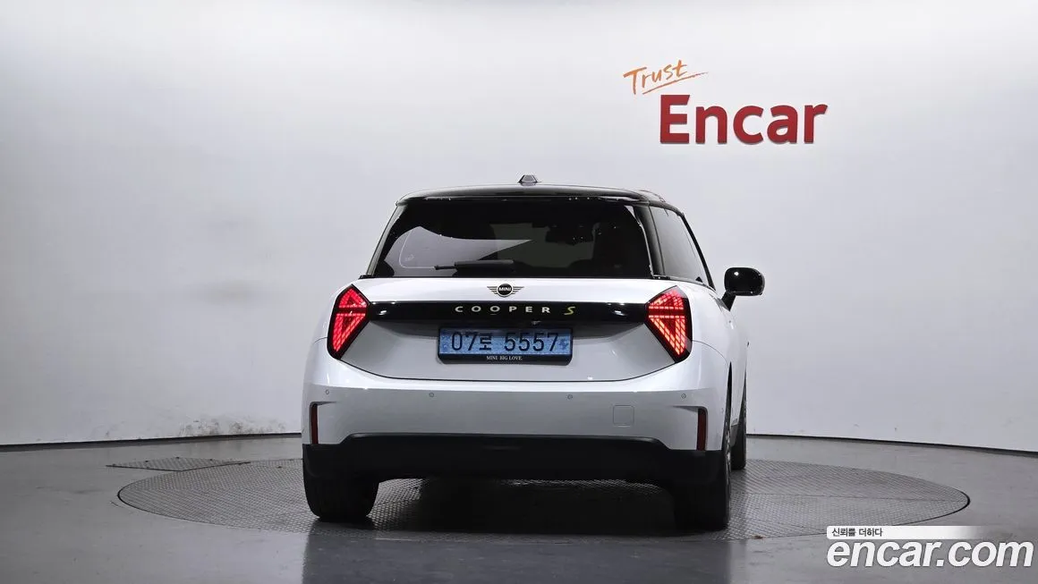 Mini Cooper 2024 из KR, фото 7