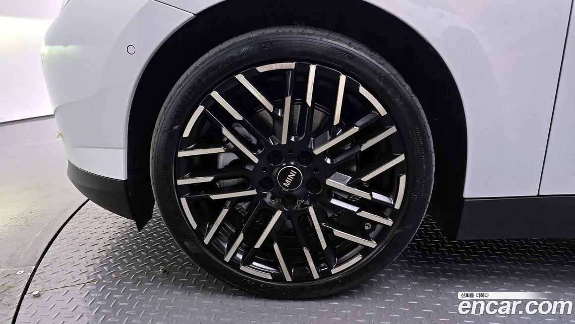 Mini Cooper 2024 из KR, фото 8