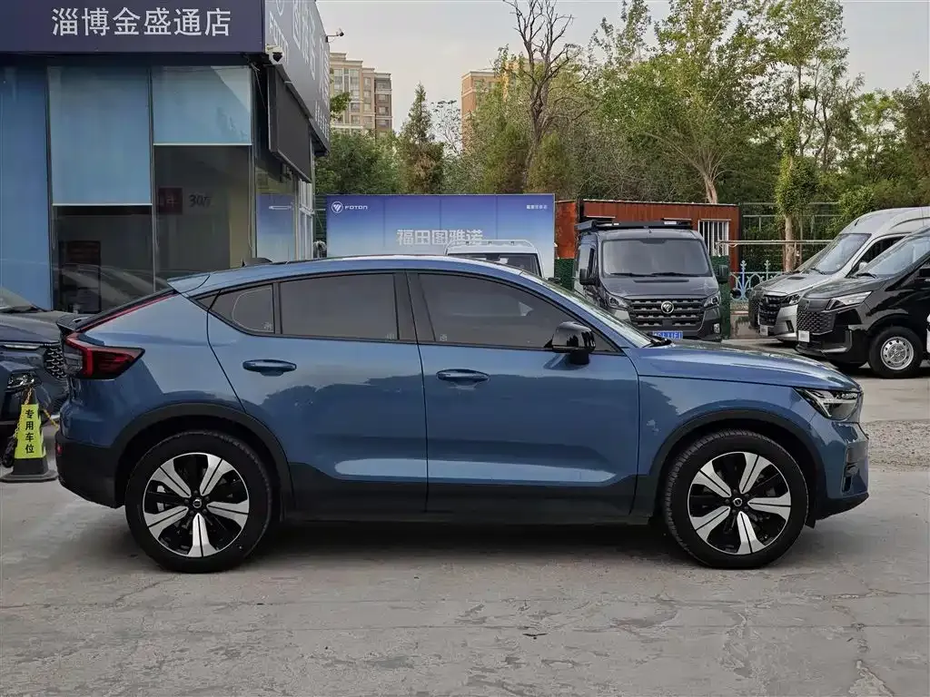 Volvo C40 2023 из CN, фото 5