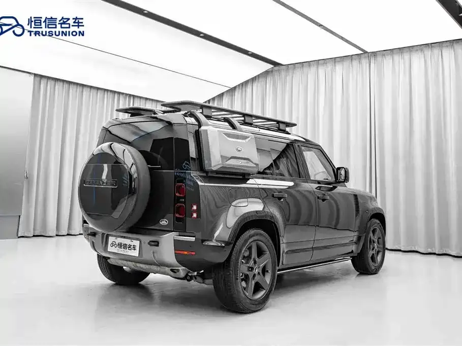 Land Rover Defender — фото 9