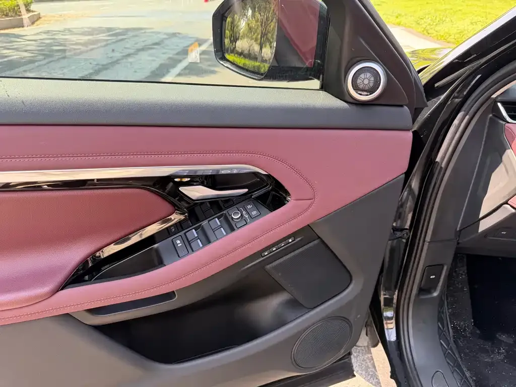 Land Rover Evoque — фото 8