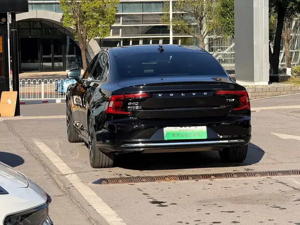 Volvo S90 PHEV — фото 10