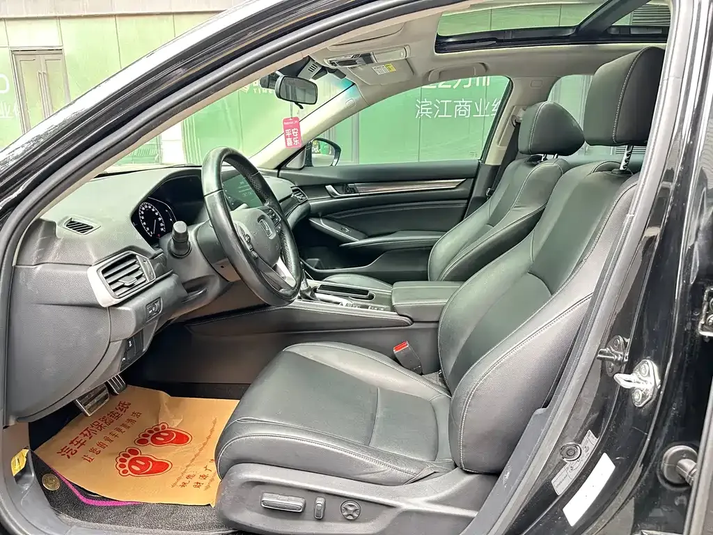 Honda Accord 2021 из CN, фото 3