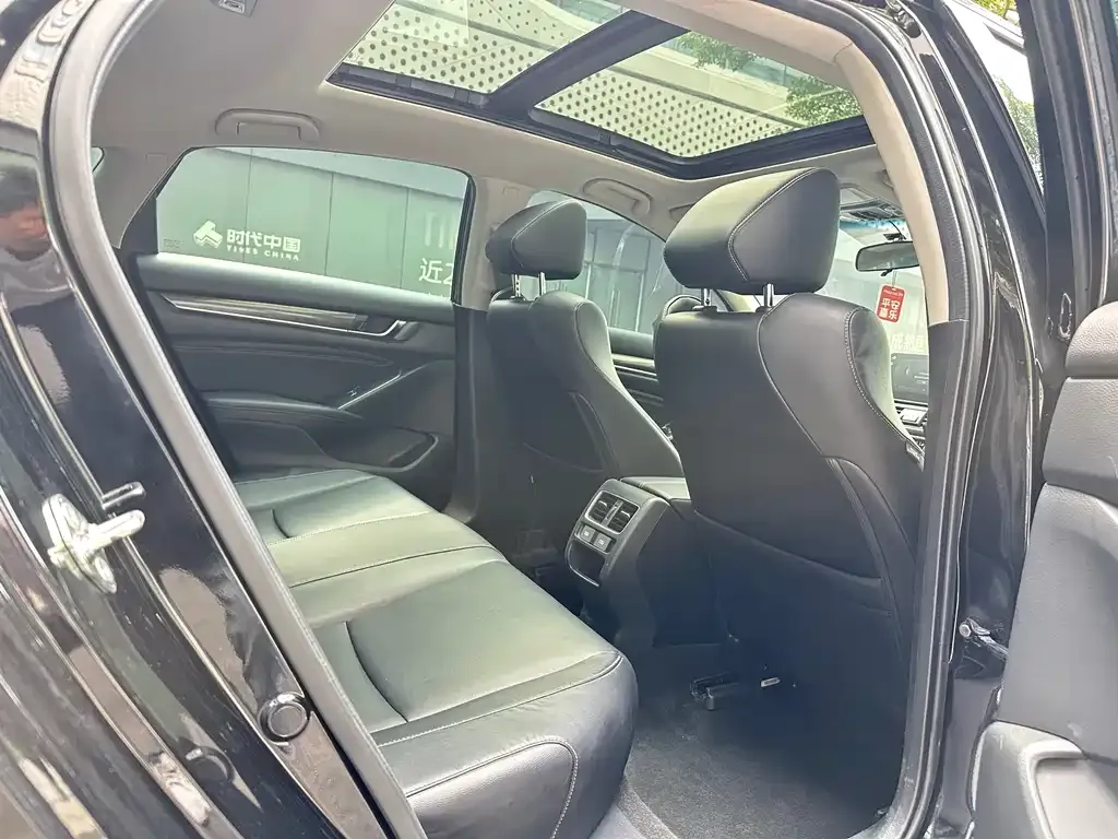 Honda Accord 2021 из CN, фото 4