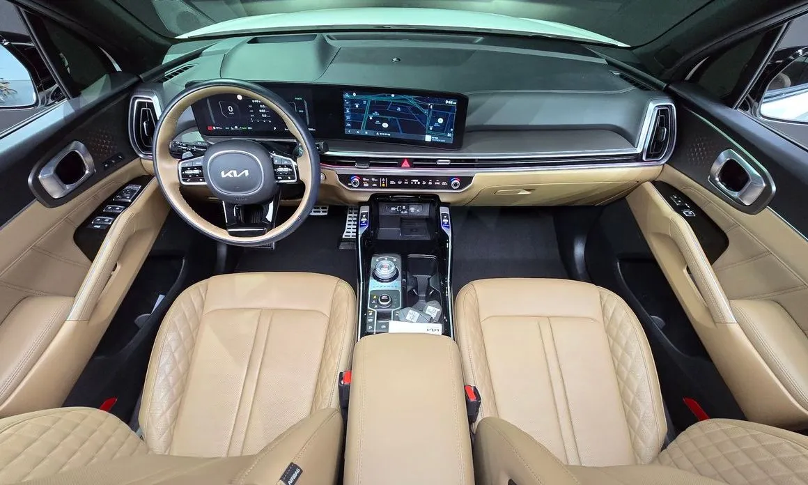 Kia Sorento — фото 7