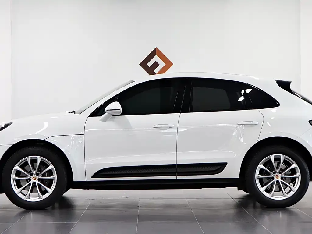 Porsche Macan — фото 4