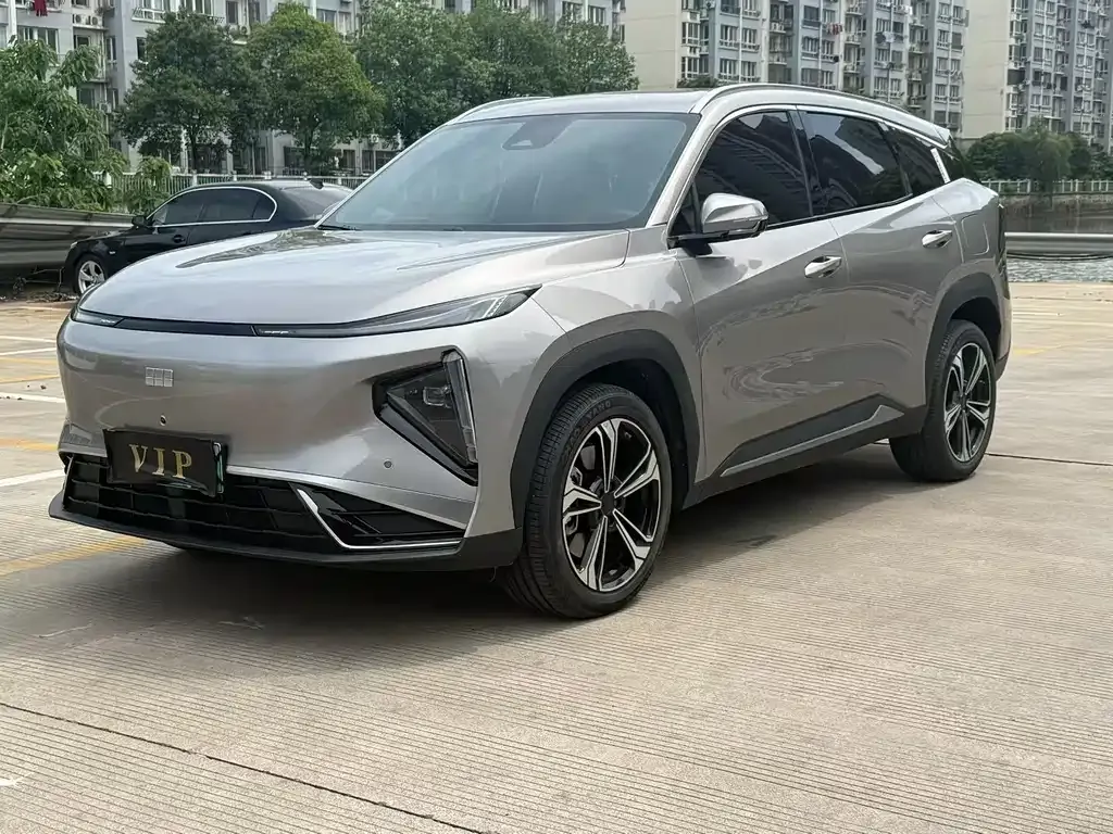Geely Galaxy L7 — фото 1