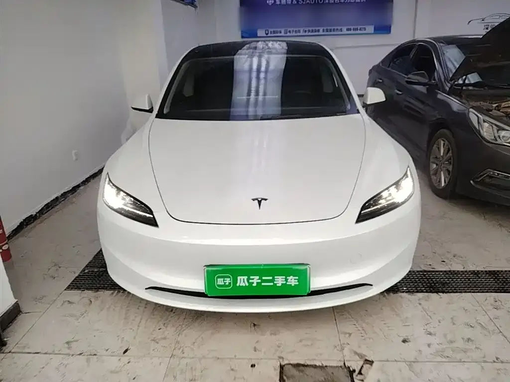 Tesla Model 3 — фото 2