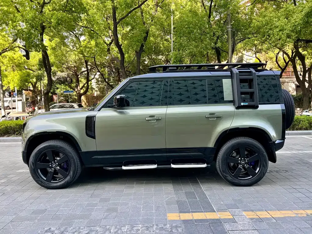 Land Rover Defender — фото 9
