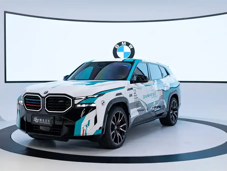 BMW XM