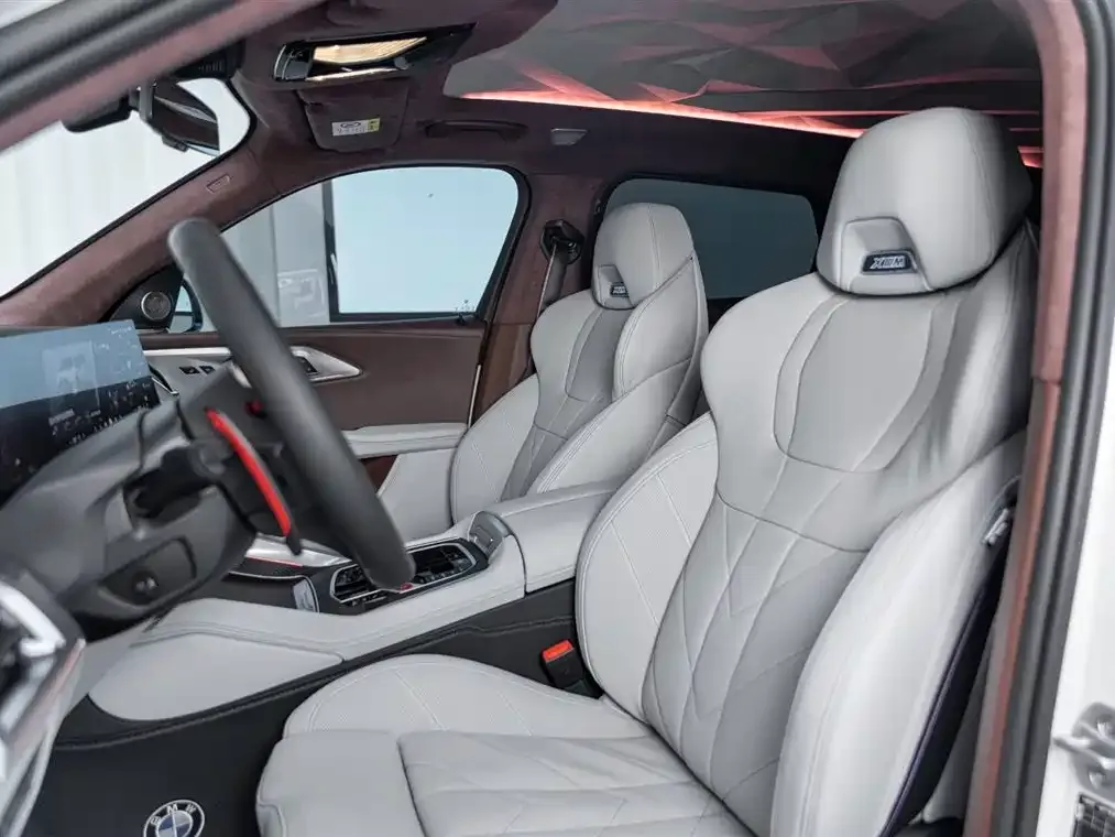 BMW XM 2025 из CN, фото 9