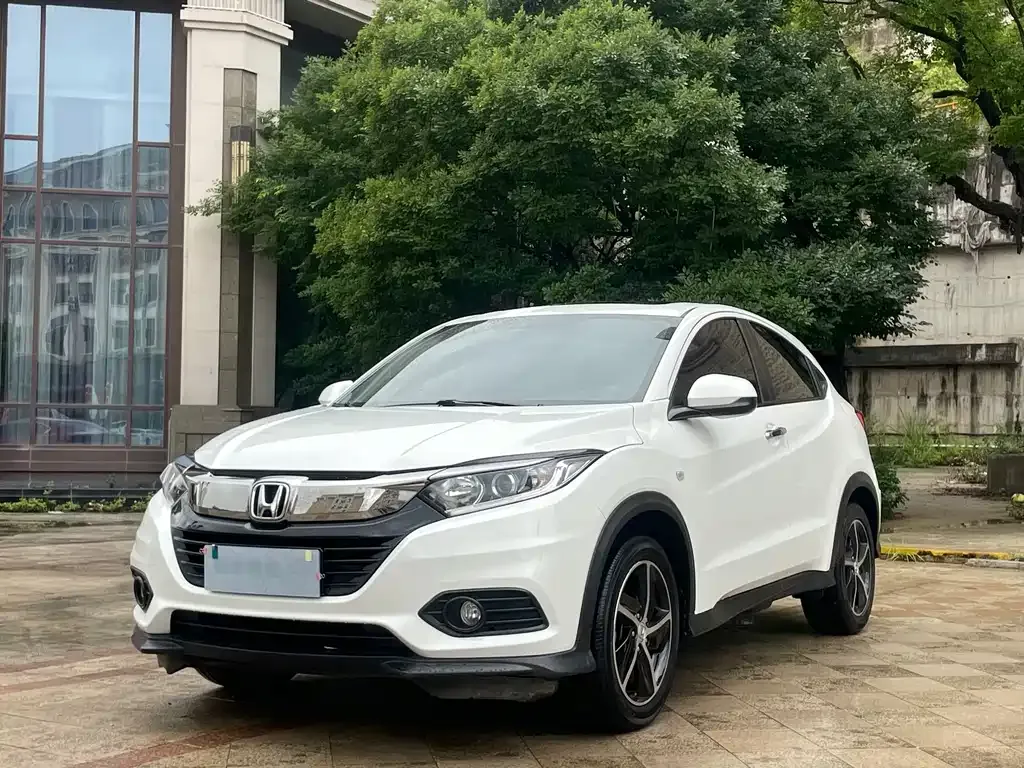 Honda Vezel — фото 1