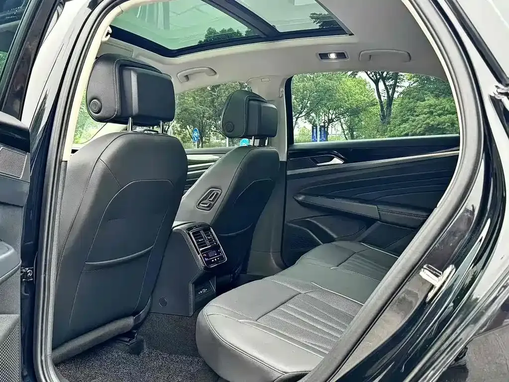 Volkswagen Passat — фото 4