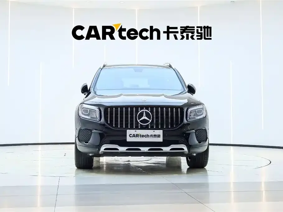 Mercedes-Benz GLB — фото 2