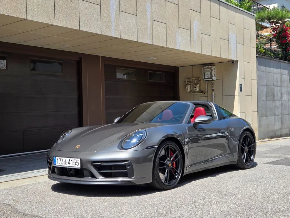Porsche 911 2024 из KR, фото 2
