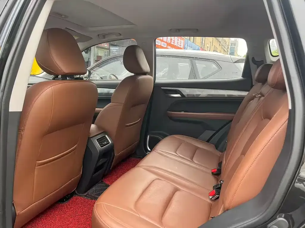 Geely Vision X6 2021 из CN, фото 2