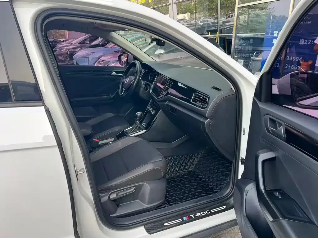 Volkswagen T-Roc 2021 из CN, фото 7