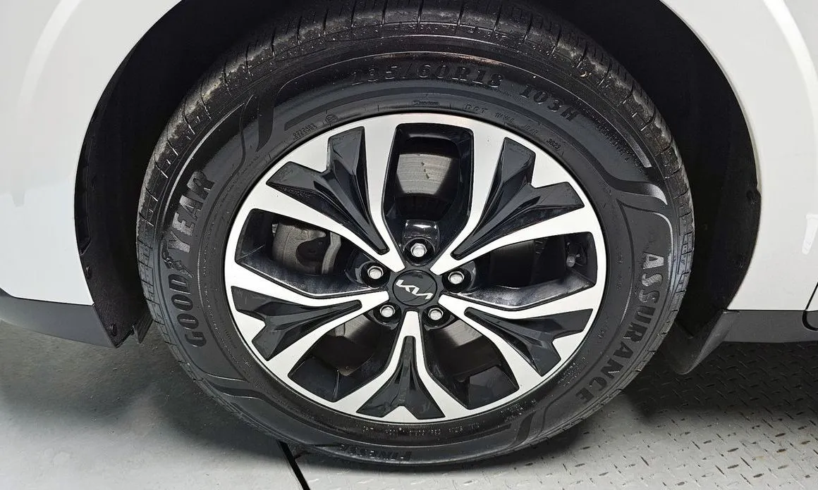 Kia Carnival 2023 из KR, фото 8