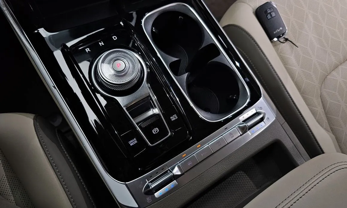 Kia Carnival 2023 из KR, фото 6