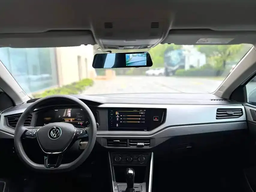 Volkswagen Polo 2023 из CN, фото 4