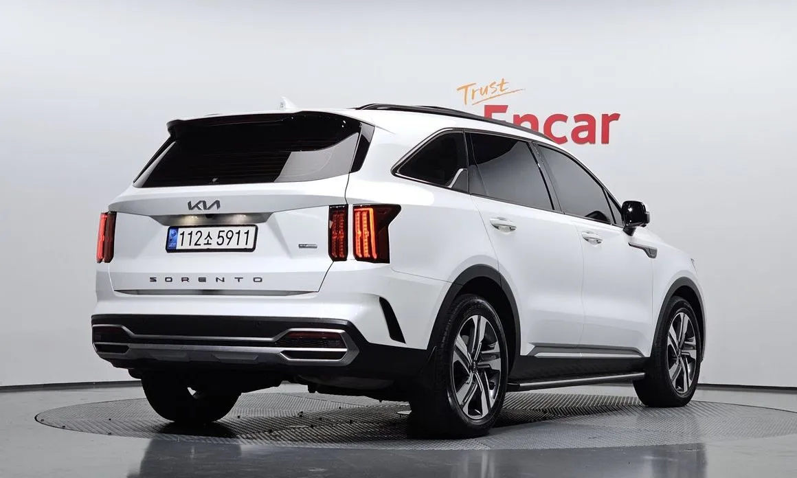 Kia Sorento — фото 8
