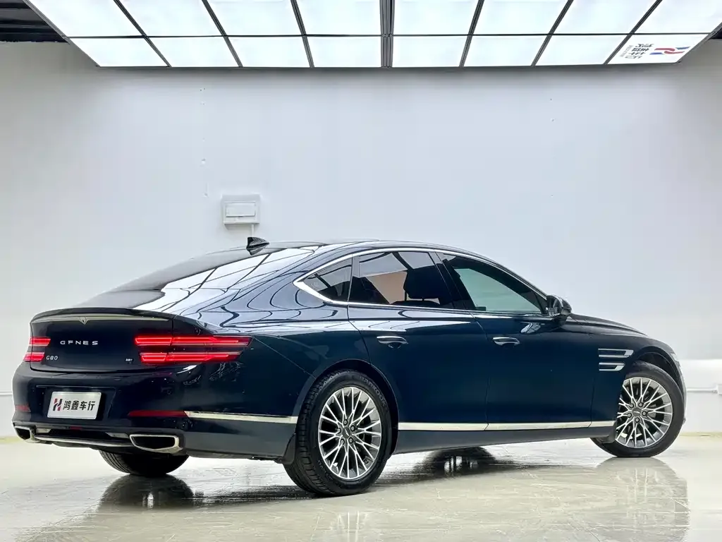 Genesis G80 — фото 10