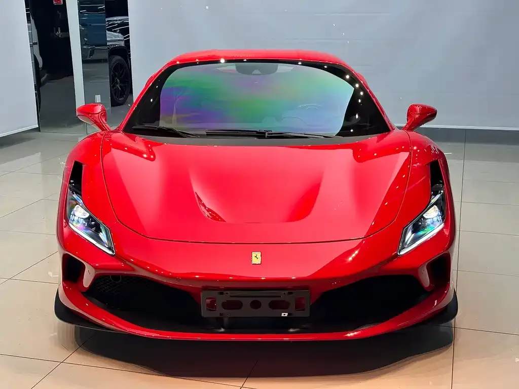 Ferrari F8 — фото 9