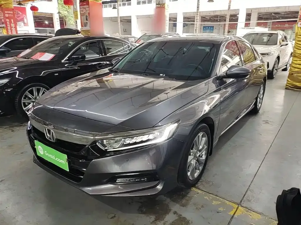 Honda Accord — фото 9