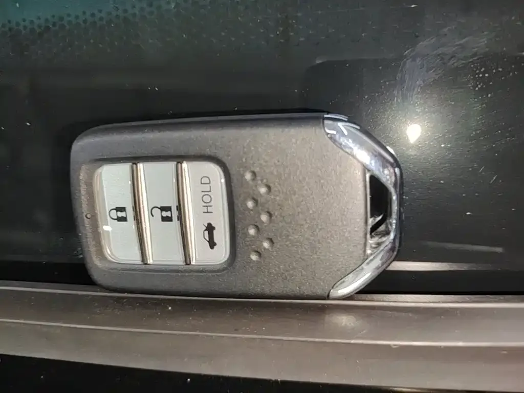 Honda Accord — фото 2