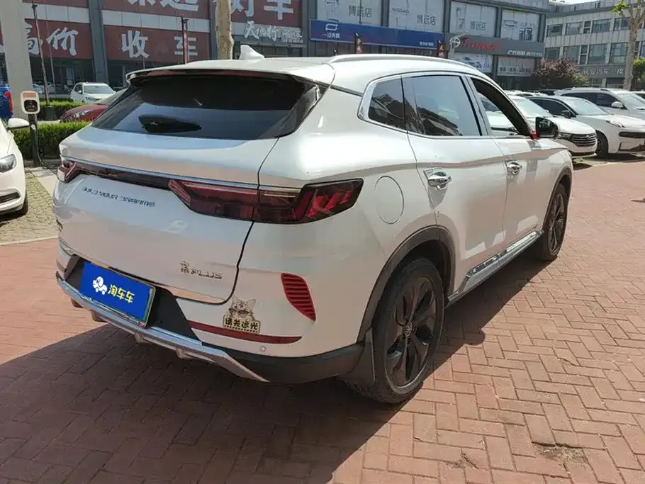 BYD PLUS New Energy — фото 10