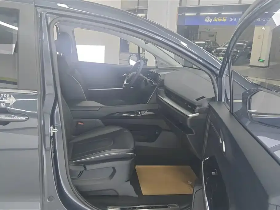 Hyundai Custo — фото 8