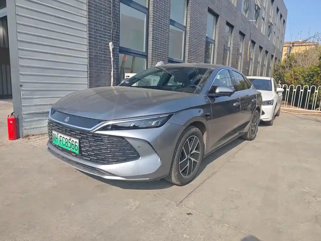 BYD Qin L — фото 1