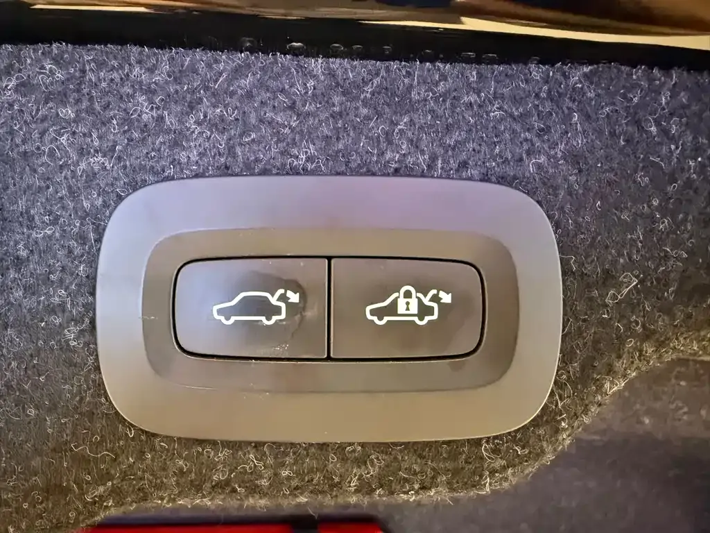 Volvo S90 — фото 10