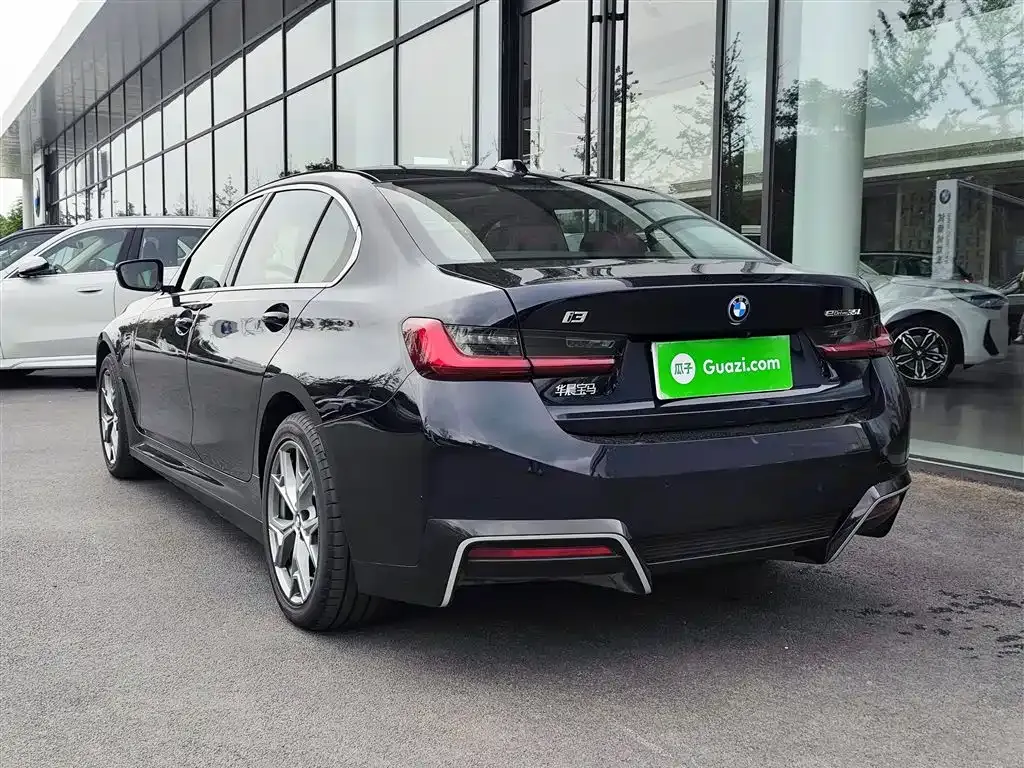 BMW i3 — фото 9