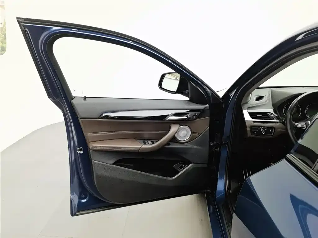 BMW X2 2021 из CN, фото 6