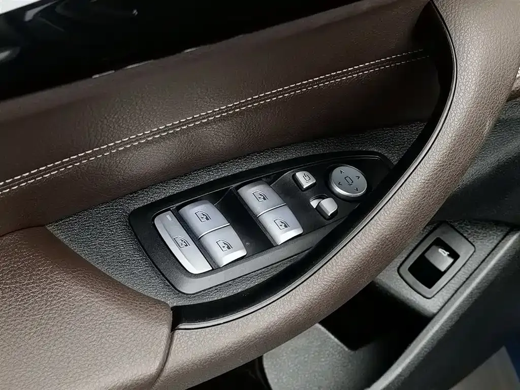 BMW X2 2021 из CN, фото 8