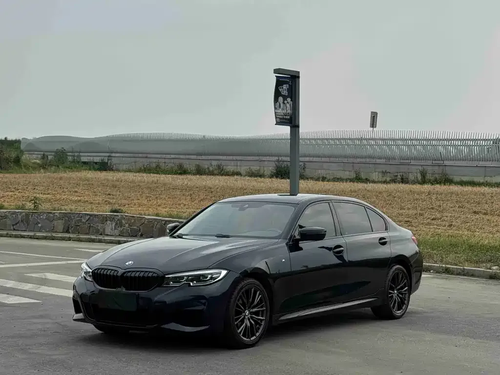 BMW 3 Series — фото 1